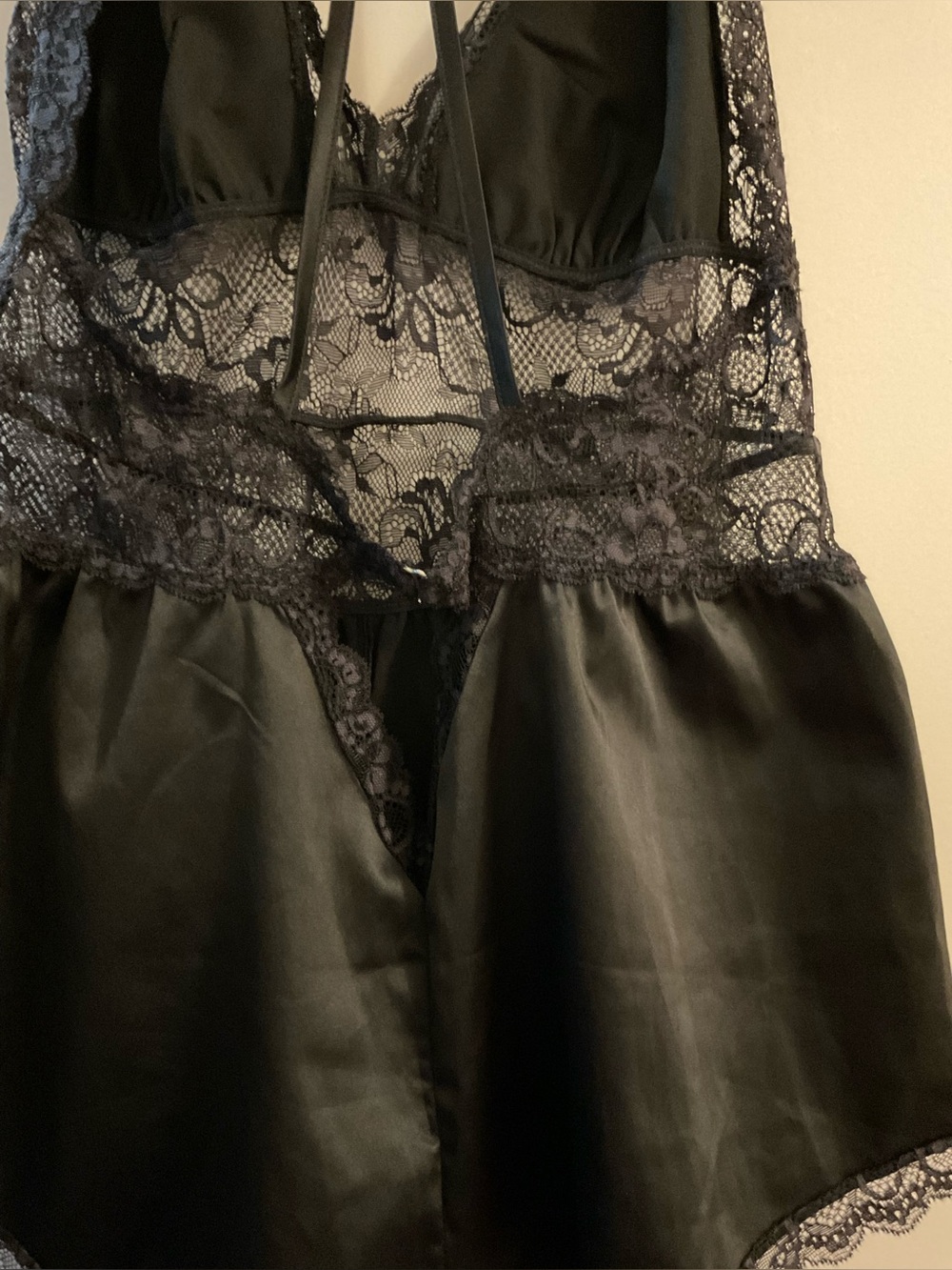 EUC black satin and lace lingerie romper - Picture 9 of 11